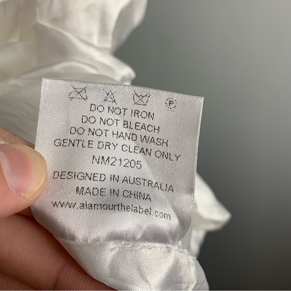 Alamour Roberta Dress Satin Ruched Bridal Mini White NWT Draped Fitted XS - Picture 7 of 15